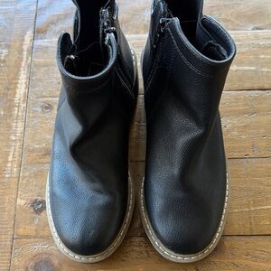 DV boots for kids Black Ankle Boots with Side Zipper